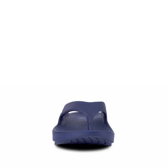 NEW OOFOS unisex ooriginal thong sandal in navy